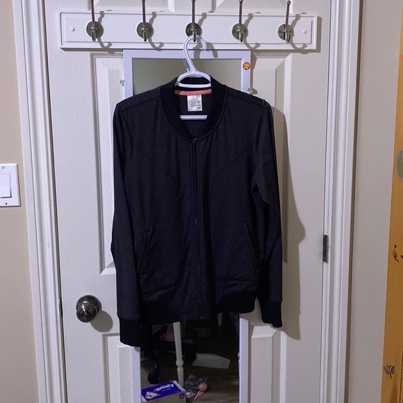 Denver Hayes sweater - Picture 1 of 4